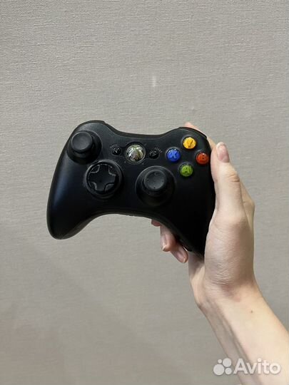 Xbox 360 с джойстиком