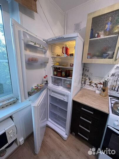 Холодильник indesit