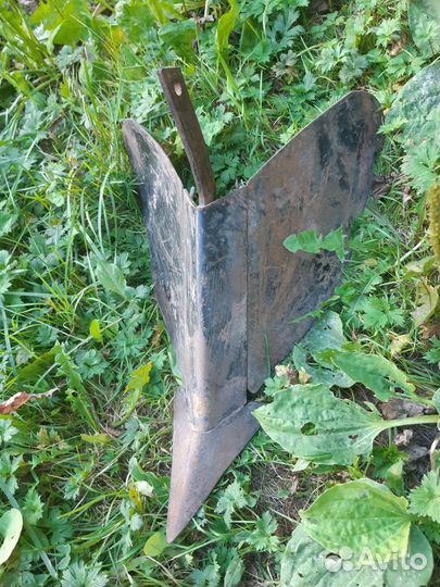 Плуг для мотоблока