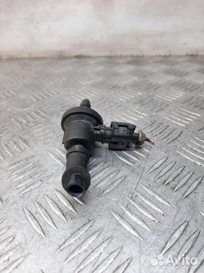 Клапан вентиляции топливного бака Opel Astra