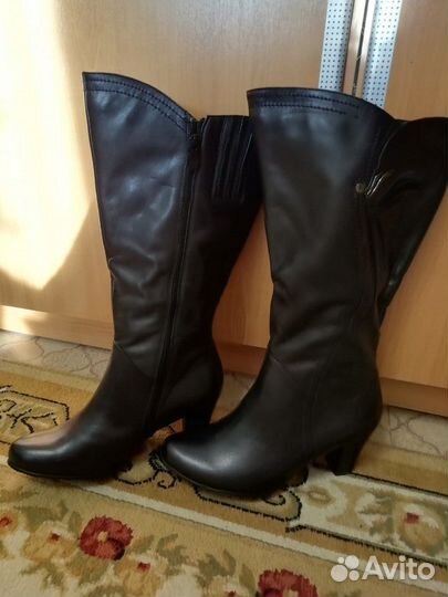 Сапоги демисезонные новые