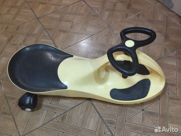 Машинка каталка бибикар
