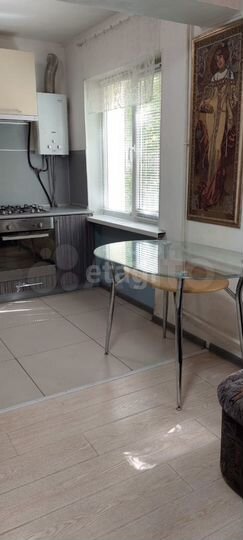 2-к. квартира, 42 м², 1/5 эт.