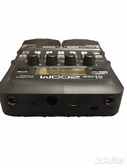 Гитарный процессор Zoom G1 Four