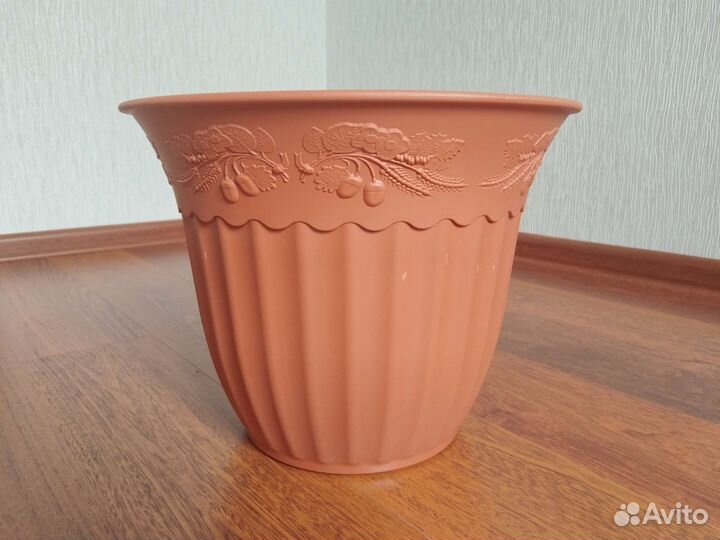 Горшки для цветов пластиковые