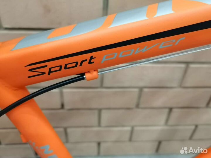 Велосипед скоростной,рама 21 дюйм,колёса 26 дюймов