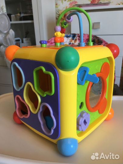 Развивающий кубик Жирафики