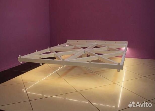 Парящая кровать