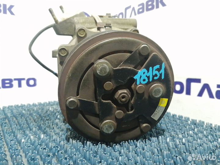 Компрессор кондиционера Honda Accord