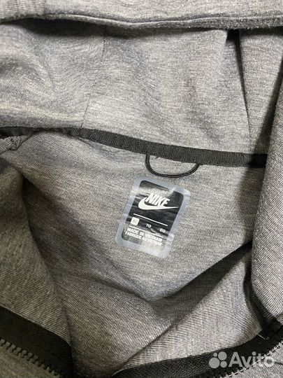 Зипка nike tech fleece