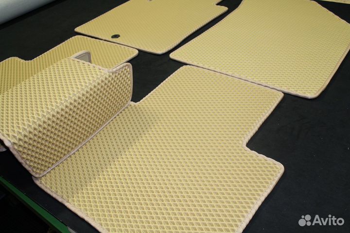 Автоковрики EVA для Nissan Teana 2003-2008