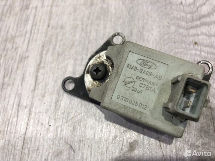 Коммутатор зажигания Ford Focus 1 1998 1999 2000