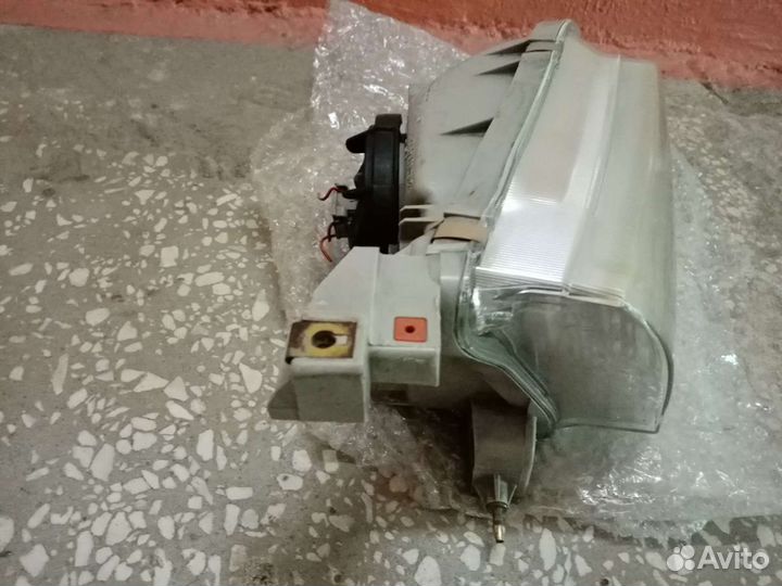 Фара Toyota Vista 1994-1998 SV40 4S-FE, правая