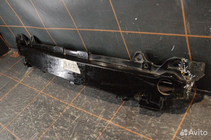 Усилитель бампера заднего - Hyundai Genesis