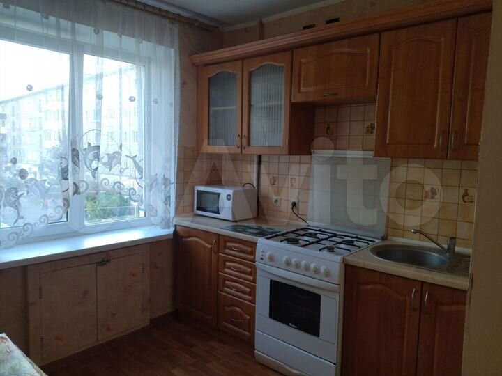 3-к. квартира, 57 м², 3/5 эт.
