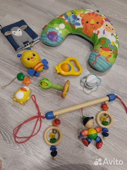 Развивающие игрушки до года
