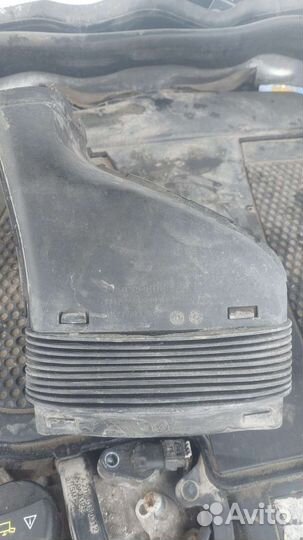 Воздухозаборник Mercedes-Benz W212