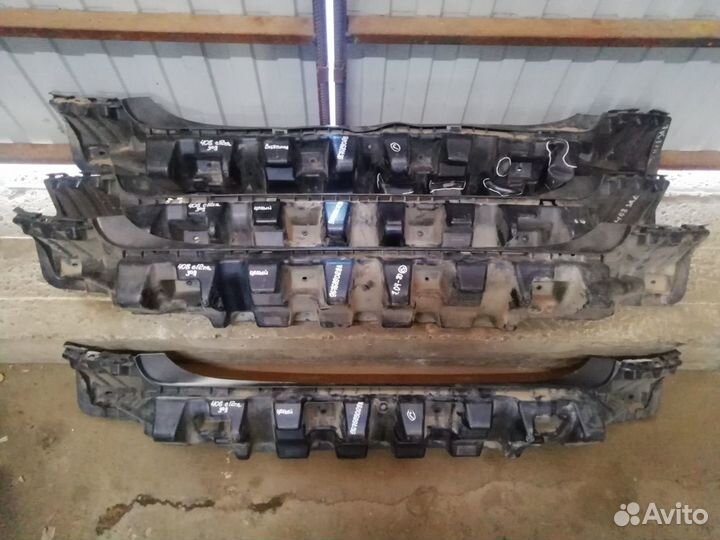 Peugeot 408 с 2012г Усилитель бампера задний