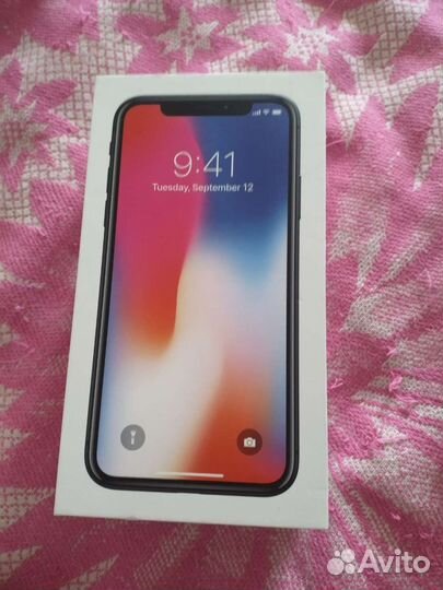 Телефон iPhone 10
