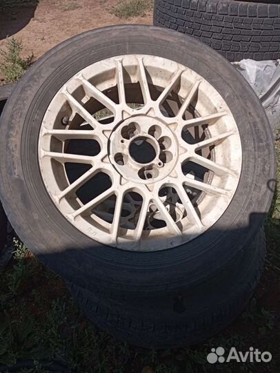 Продам 4 колёса на дисках размер 15
