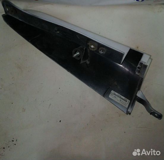 Накладка правой задней стойки LADA Largus