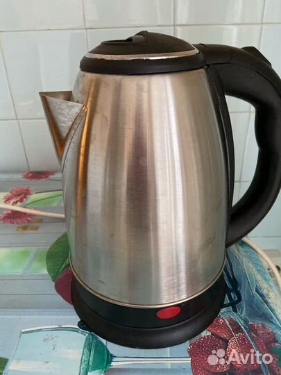 Чайник электрический бу