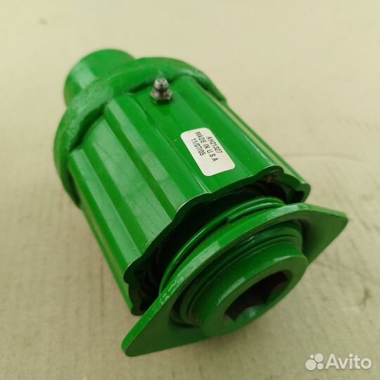John Deere AH213727 муфта