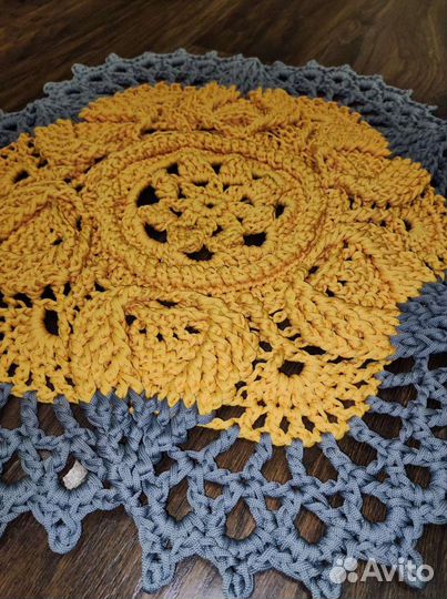 Ковер из полиэфирного шнура