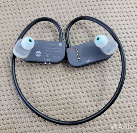 Водонепрониц.плеер-наушники Sony NWZ-WS, 16 Gb