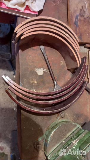 Тормозные колодки газ