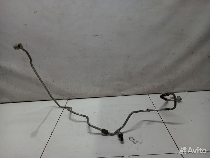 VW Polo (MK5) V трубка кондиционера