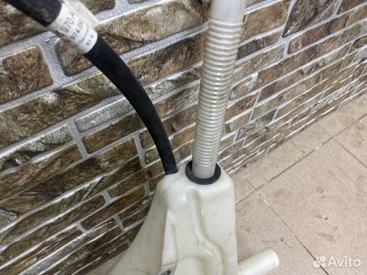 Бачок стеклоомывателя Audi Q7 4L 2013