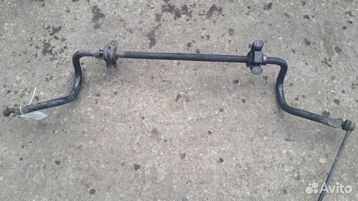Nissan qashqai 2007 стабилизатор балки передней