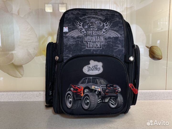 Рюкзак школьный ортопедический