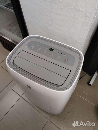 Конвектор напольный Electrolux