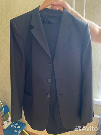Костюм школьный для мальчика 44-46, рост 170-175