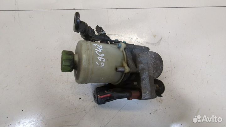 Насос усилителя руля Skoda Fabia, 2004