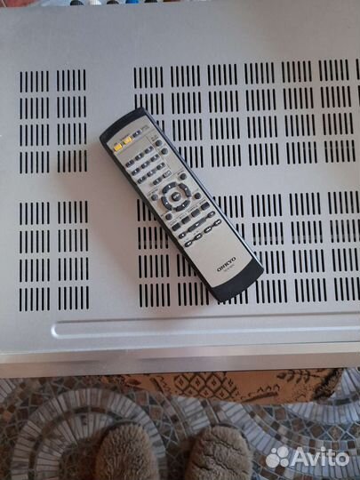AV Ресивер onkyo