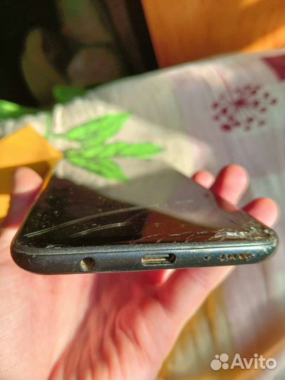 Телефон samsung galaxy a20