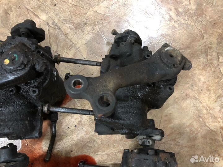 Рулевой редуктор W124 рестайл дорестайл