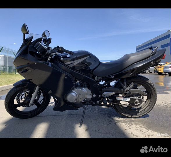 Мотоцикл suzuki GS500F
