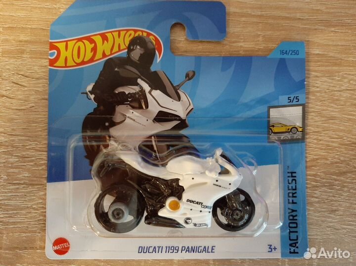 Hot wheels Ducati 1199 Panigale TH