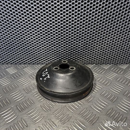 Шкив насоса гидроусилителя Mercedes-Benz W124