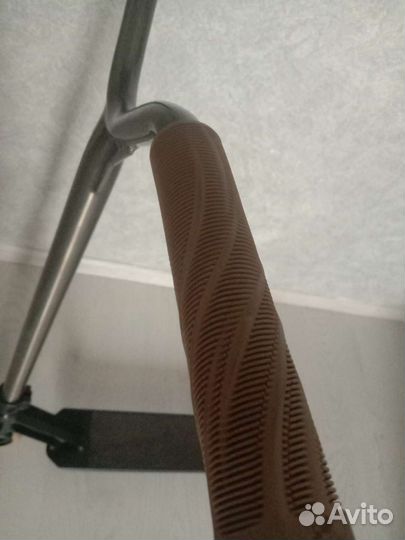 Трюковой самокат oxelo