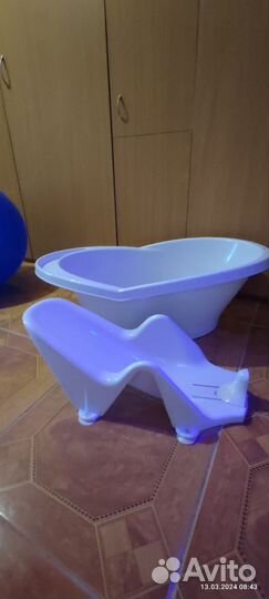 Ванночка для купания с горкой