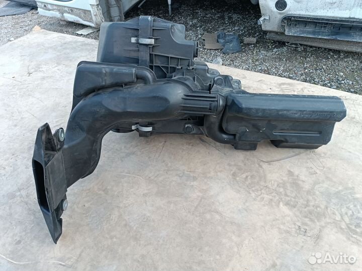 Корпус воздушного фильтра Mazda CX-5 KE 2.5L