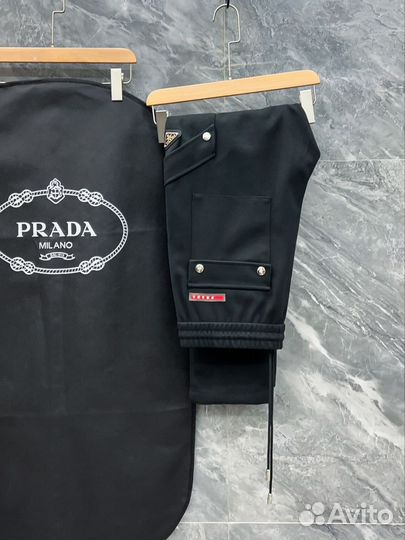 Спортивные штаны prada