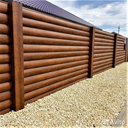 Забор из металлосайдинга