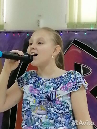 Преподаватель по вокалу, фортепиано, скрипке