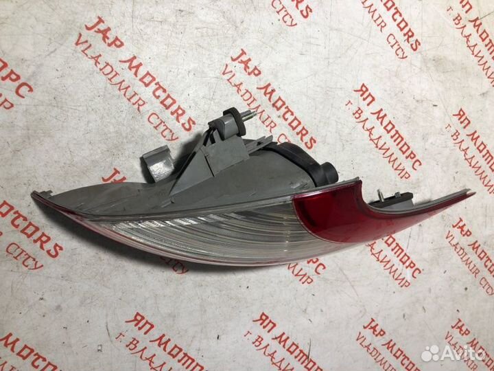 Фонарь задний правый Renault Megane 3 хэтчбек M4R